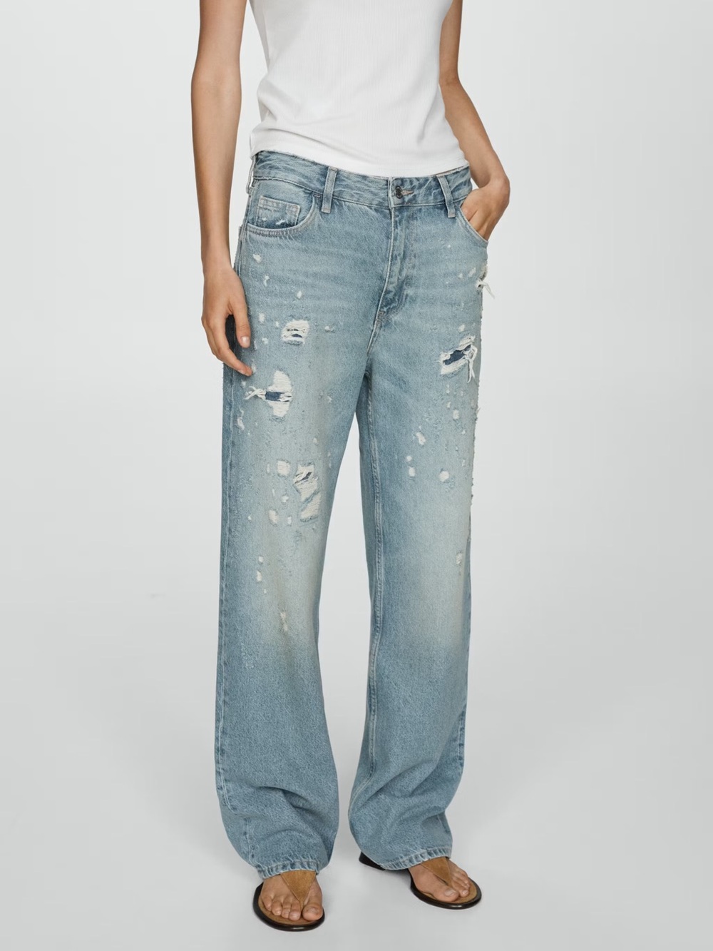BRAND NEW: Mango Ripped Tapered Jeans